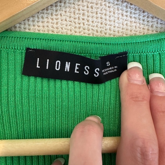 Lioness Green Fitted Long Sleeve Crop Top - Picture 5 of 5